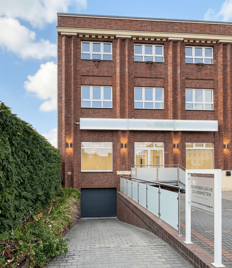 Pronájem kanceláře 210 m², Cottbus, Braniborsko Pronájem kanceláře 210 m², Cottbus, Braniborsko