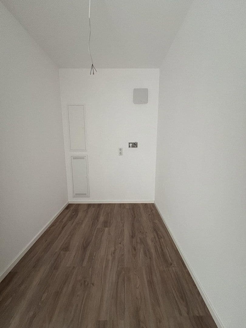 Pronájem bytu 2+1 55 m², Würzburger Straße 37, Stockstadt am Main, Bavorsko Pronájem bytu 2+1 55 m², Würzburger Straße 37, Stockstadt am Main, Bavorsko