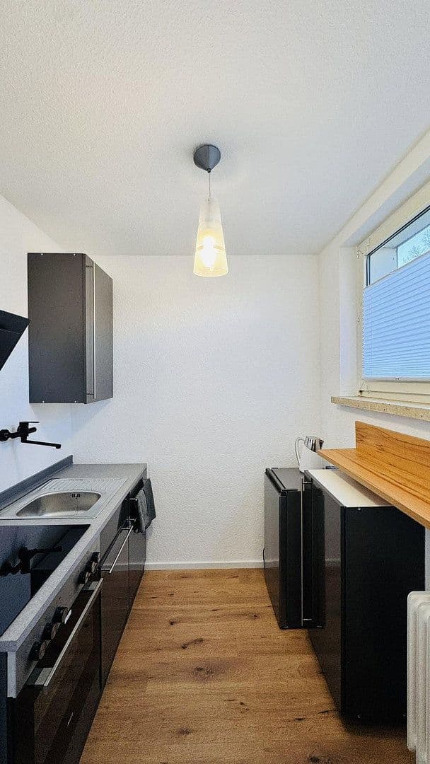 Pronájem bytu 1+1 29 m², Luthmerstraße 53, Frankfurt am Main, Hessen Pronájem bytu 1+1 29 m², Luthmerstraße 53, Frankfurt am Main, Hessen