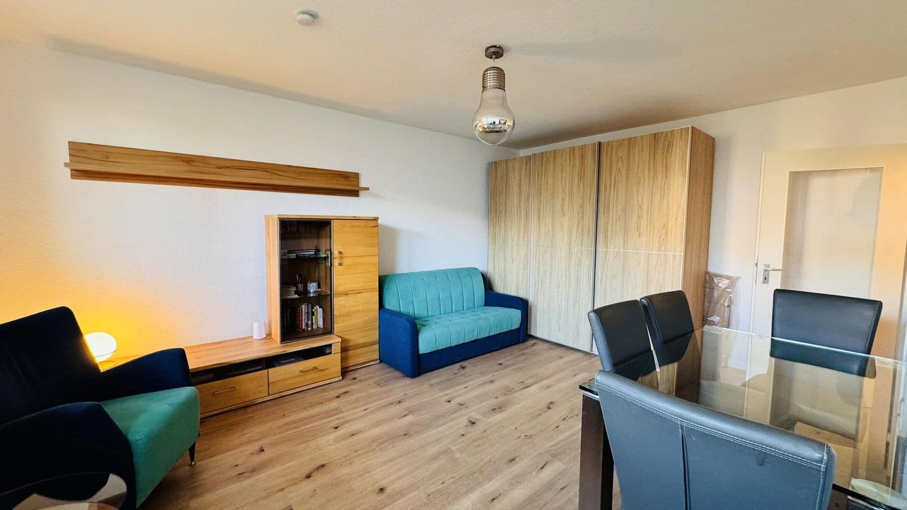 Pronájem bytu 1+1 29 m², Luthmerstraße 53, Frankfurt am Main, Hessen Pronájem bytu 1+1 29 m², Luthmerstraße 53, Frankfurt am Main, Hessen