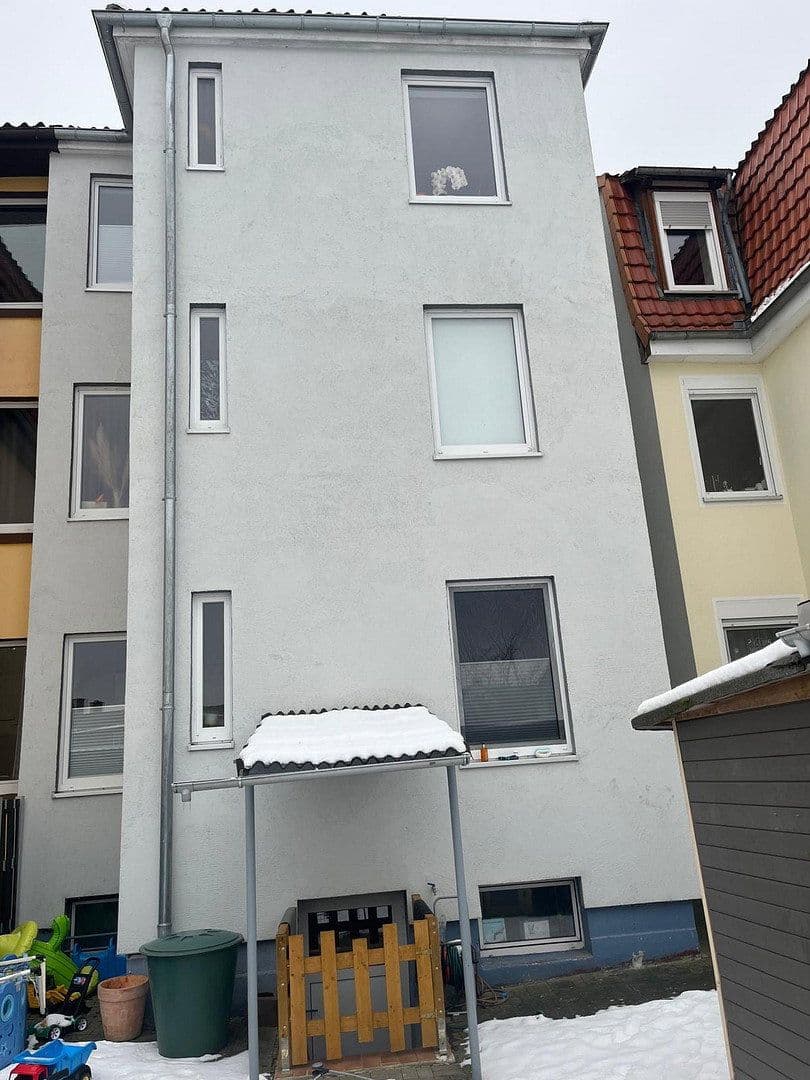 Pronájem domu 150 m², pozemek 573 m², Köppenweg 9, Einbeck, Dolní Sasko Pronájem domu 150 m², pozemek 573 m², Köppenweg 9, Einbeck, Dolní Sasko