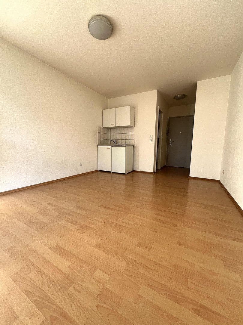 Pronájem bytu 1+1 20 m², Kassel, Hessen Pronájem bytu 1+1 20 m², Kassel, Hessen