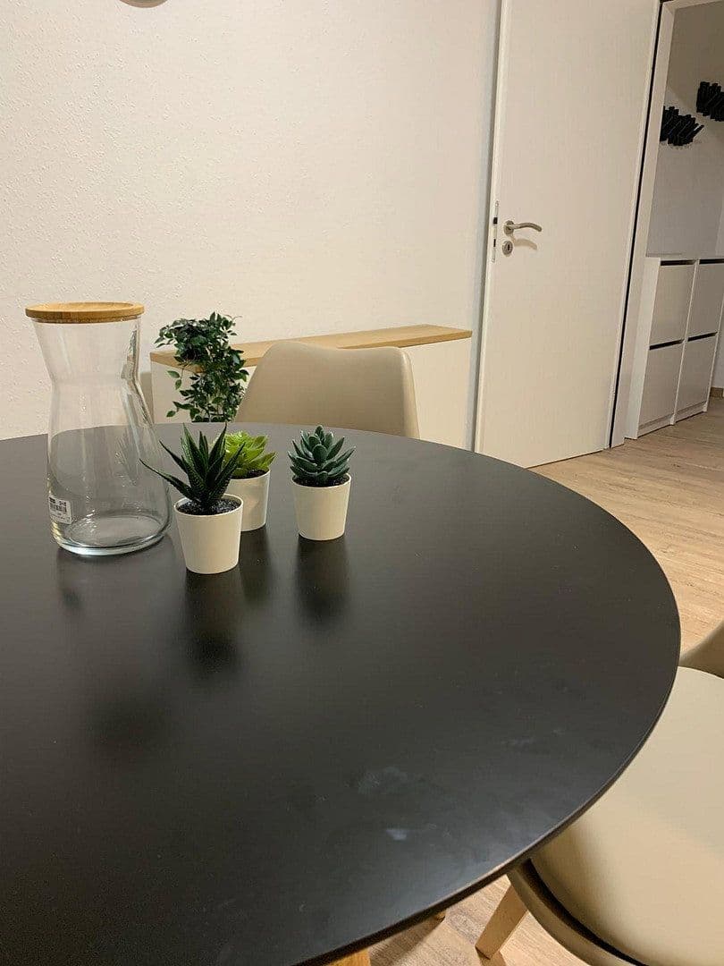 Pronájem bytu 1+1 31 m², Am Windknollen 2, Jena, Durynsko Pronájem bytu 1+1 31 m², Am Windknollen 2, Jena, Durynsko