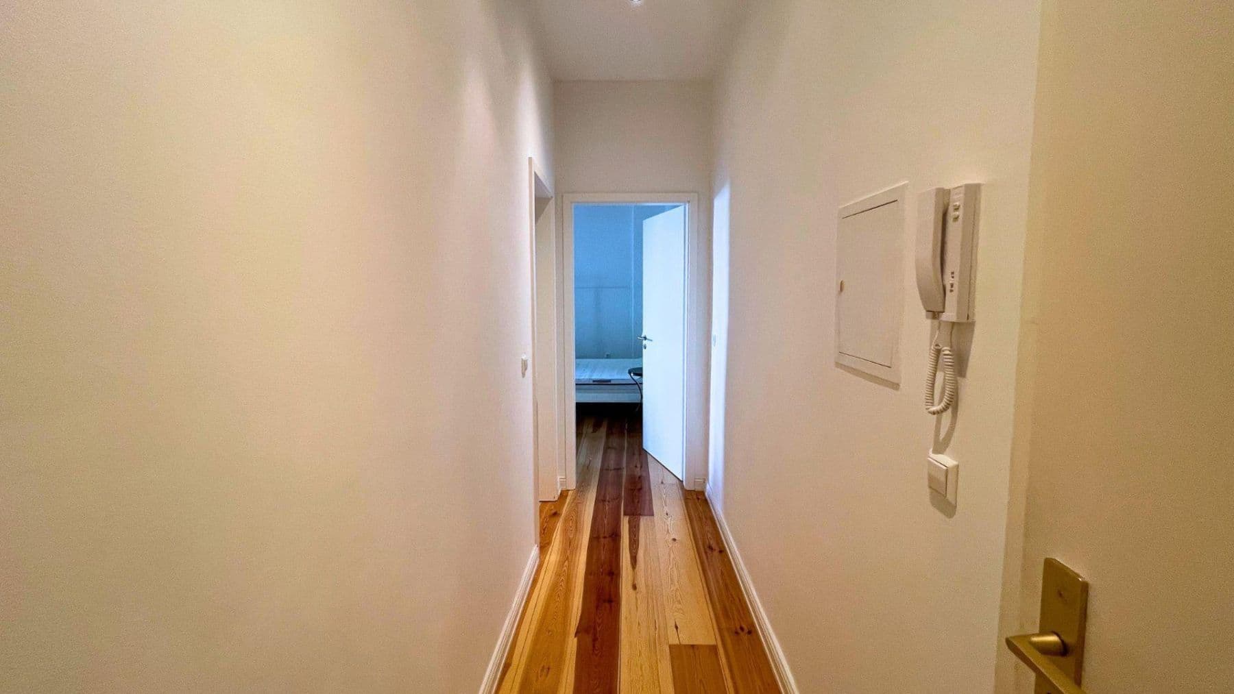 Pronájem bytu 1+1 46 m², Grünberger Straße 47, Berlin, Berlín Pronájem bytu 1+1 46 m², Grünberger Straße 47, Berlin, Berlín