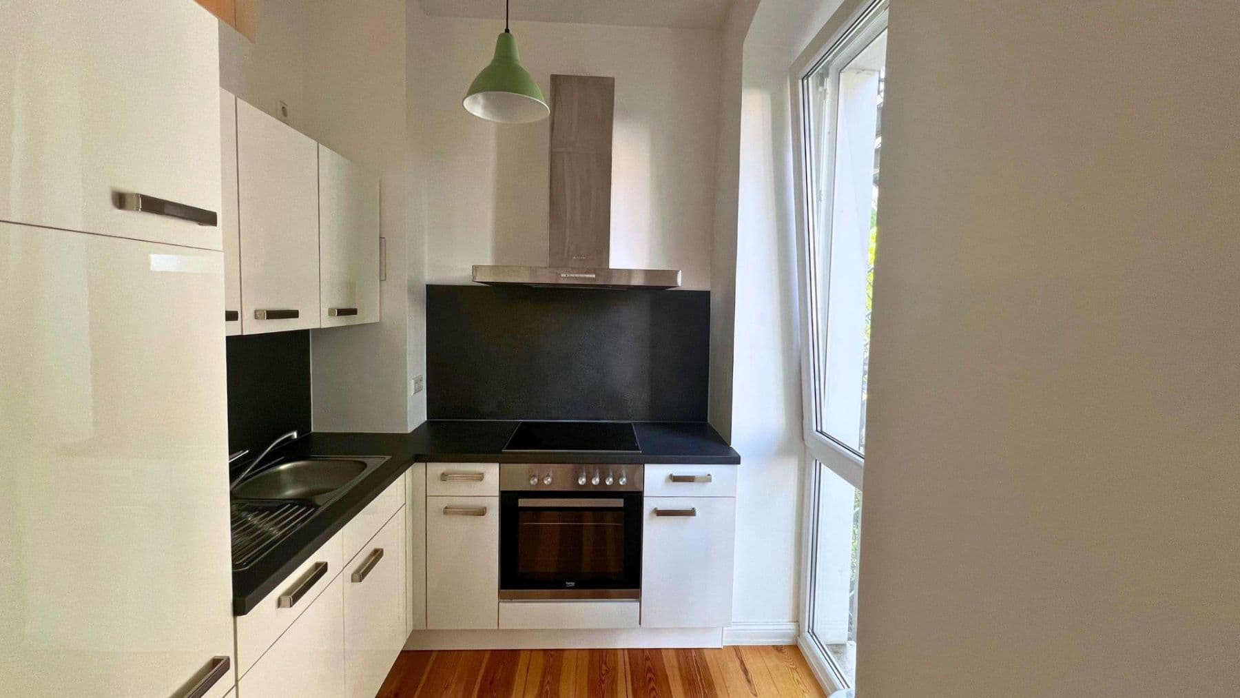 Pronájem bytu 1+1 46 m², Grünberger Straße 47, Berlin, Berlín Pronájem bytu 1+1 46 m², Grünberger Straße 47, Berlin, Berlín