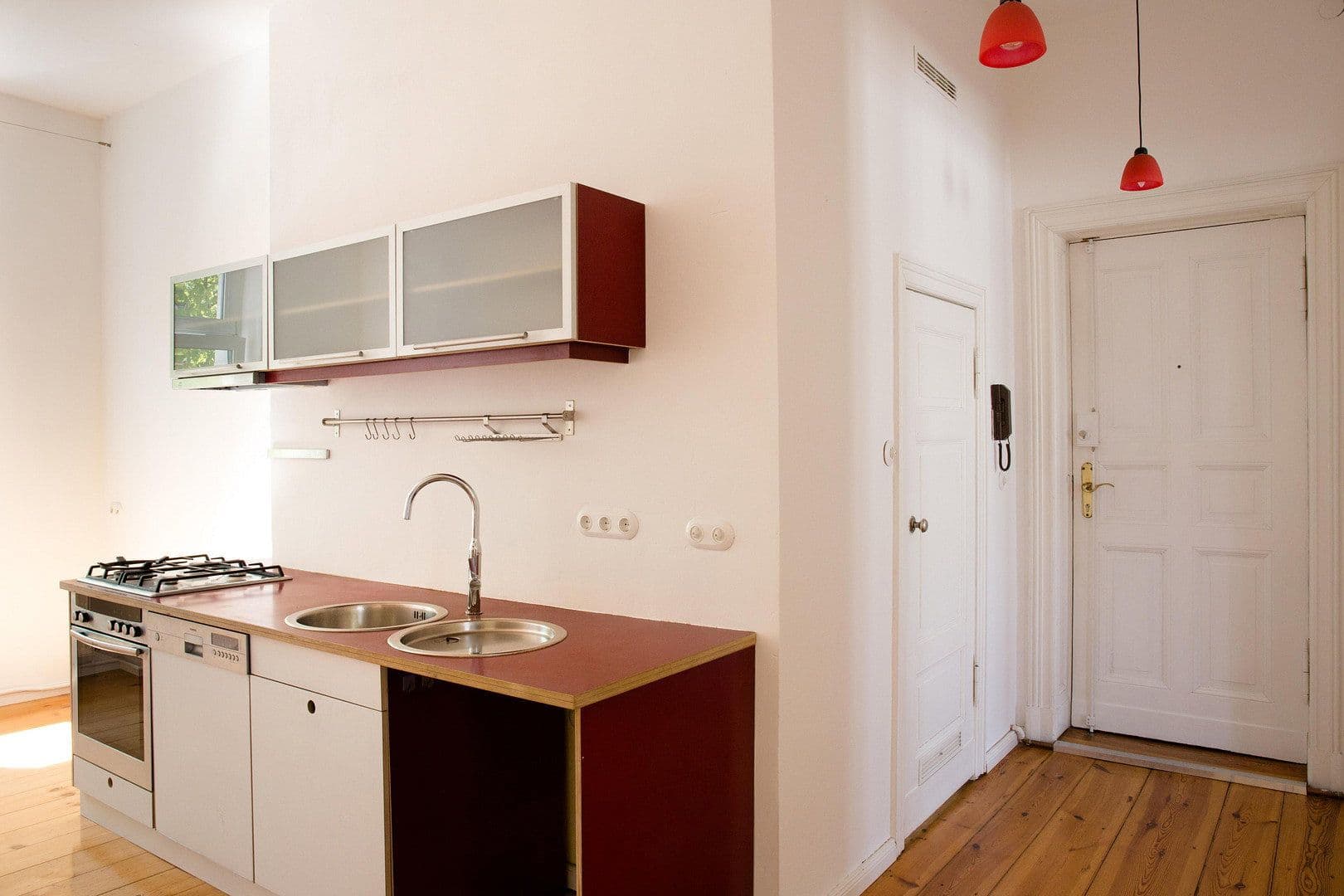 Prodej bytu 3+1 85 m², Brunhildstr. 7, Berlin, Berlín Prodej bytu 3+1 85 m², Brunhildstr. 7, Berlin, Berlín