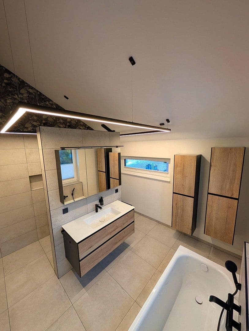 Prodej domu 147 m², pozemek 934 m², Hessisch Lichtenau, Hessen Prodej domu 147 m², pozemek 934 m², Hessisch Lichtenau, Hessen