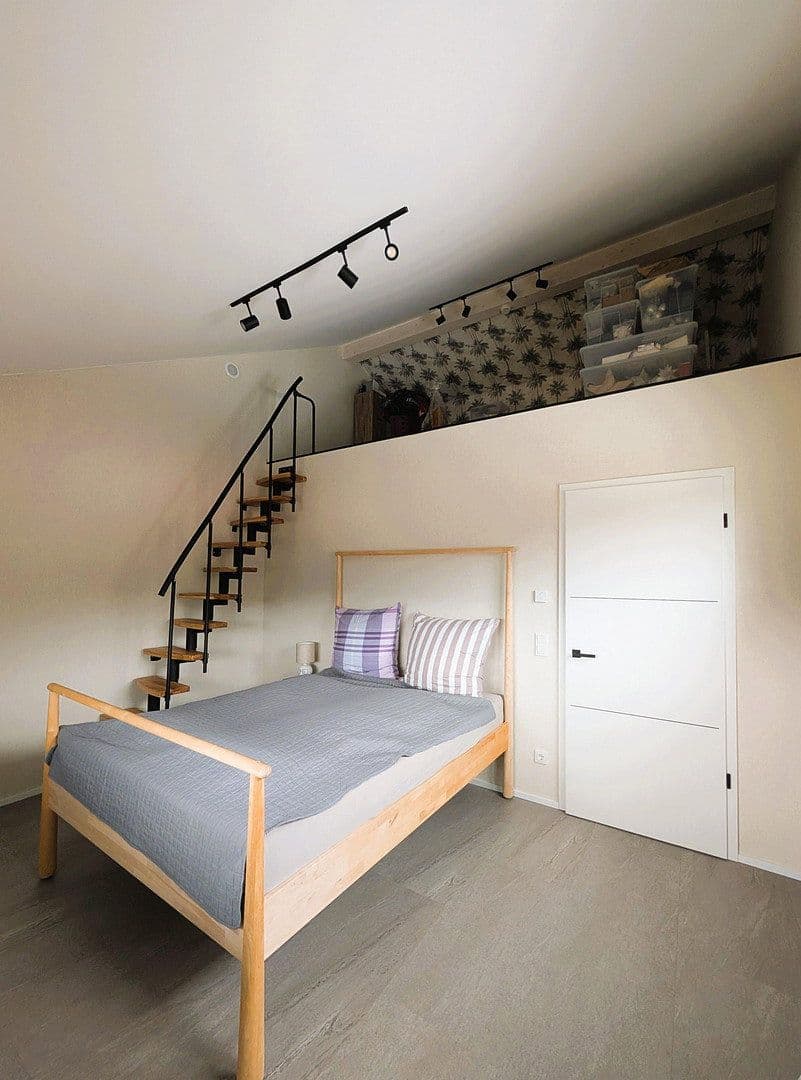 Prodej domu 147 m², pozemek 934 m², Hessisch Lichtenau, Hessen Prodej domu 147 m², pozemek 934 m², Hessisch Lichtenau, Hessen