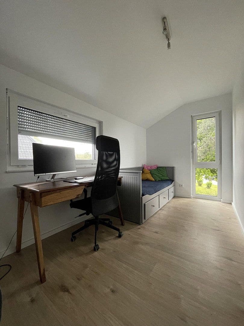 Prodej domu 111 m², pozemek 342 m², Sankt Augustin, Severní Porýní-Vestfálsko Prodej domu 111 m², pozemek 342 m², Sankt Augustin, Severní Porýní-Vestfálsko