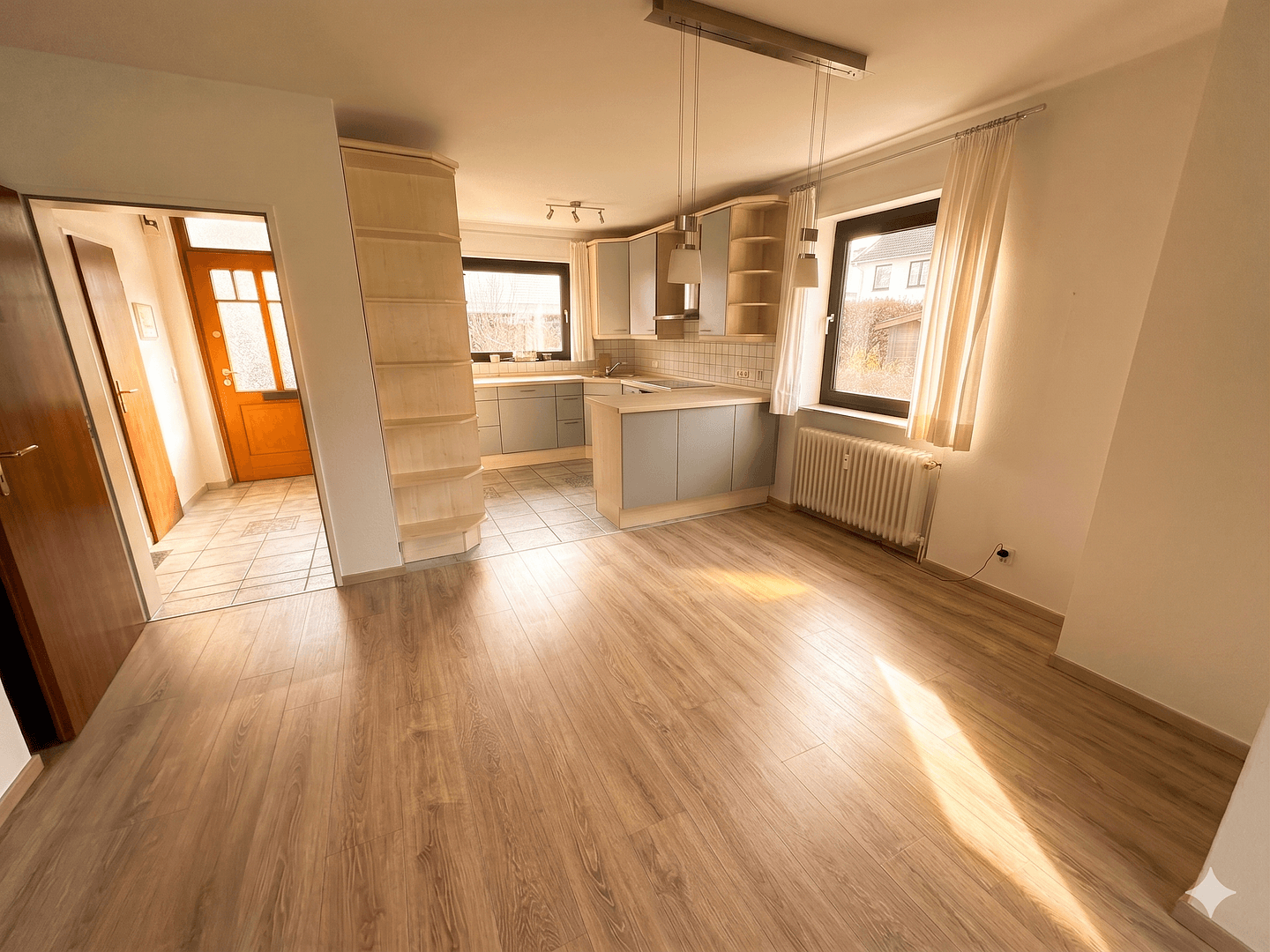 Prodej domu 156 m², pozemek 347 m², Hamburg, Hamburg Prodej domu 156 m², pozemek 347 m², Hamburg, Hamburg