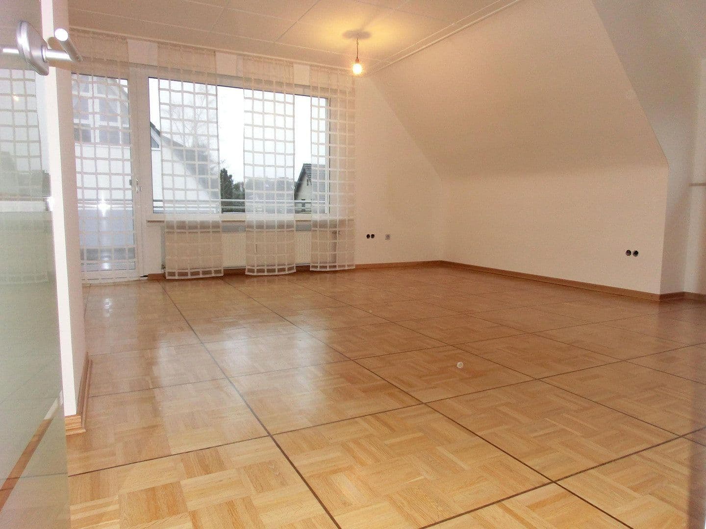 Pronájem bytu 2+kk 74 m², Köln, Severní Porýní-Vestfálsko Pronájem bytu 2+kk 74 m², Köln, Severní Porýní-Vestfálsko