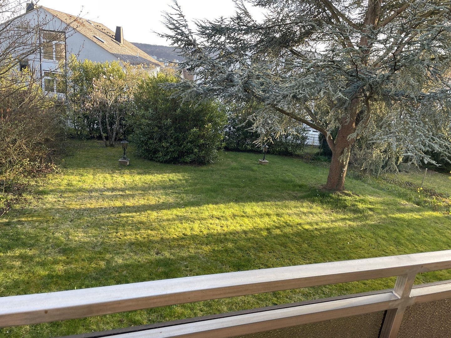 Pronájem bytu 4+1 170 m², Fichtenstraße 40, Niedernhausen, Hessen Pronájem bytu 4+1 170 m², Fichtenstraße 40, Niedernhausen, Hessen
