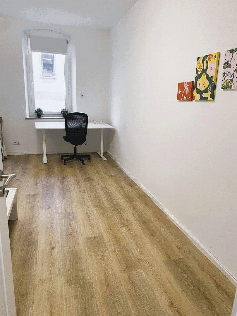 Pronájem bytu 1+1 26 m², Lorenzstr. 12, Hof, Bavorsko Pronájem bytu 1+1 26 m², Lorenzstr. 12, Hof, Bavorsko