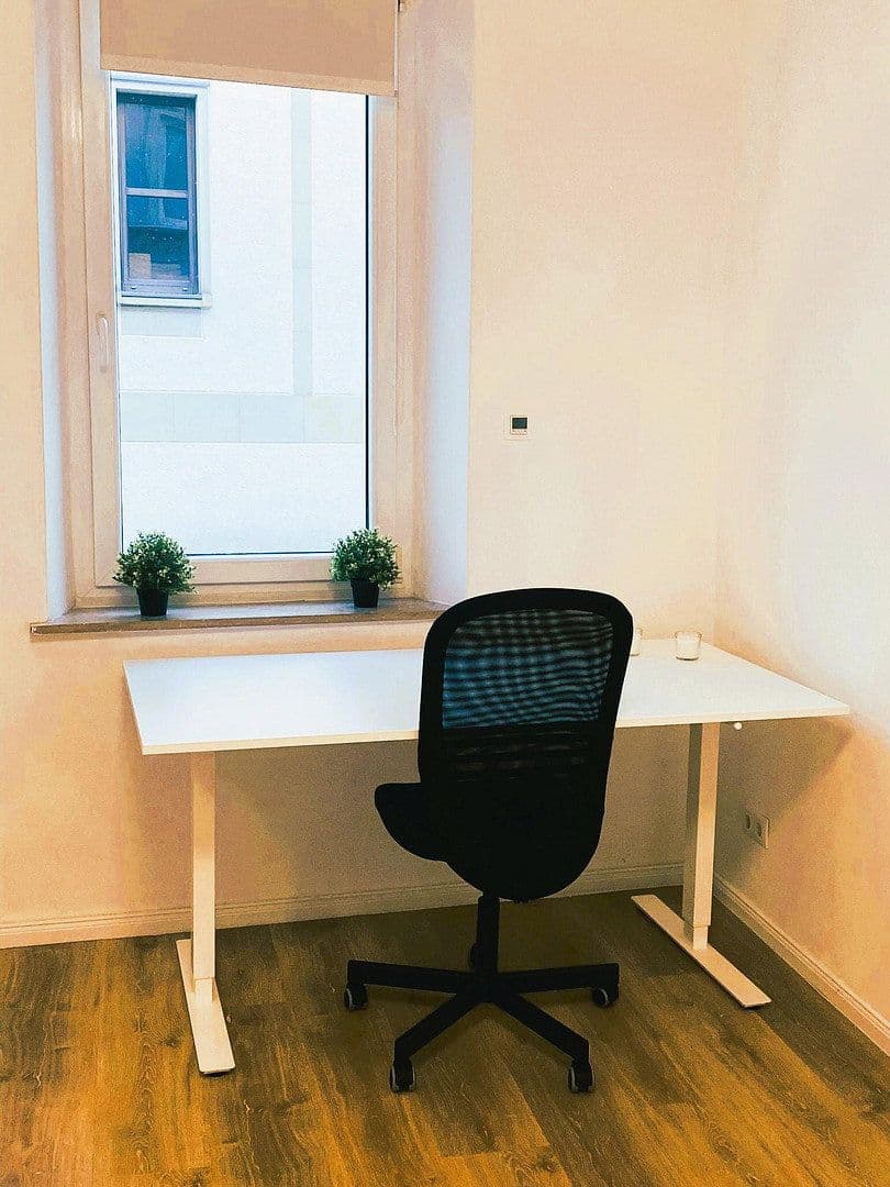 Pronájem bytu 1+1 26 m², Lorenzstr. 12, Hof, Bavorsko Pronájem bytu 1+1 26 m², Lorenzstr. 12, Hof, Bavorsko