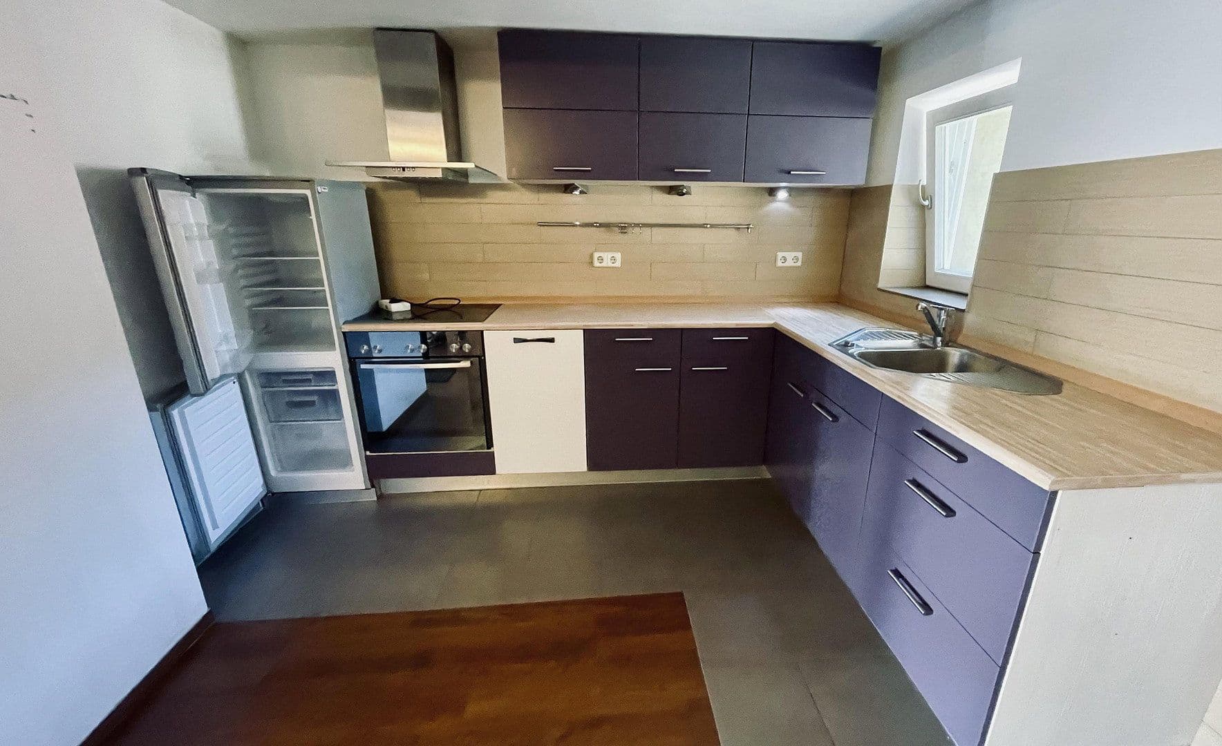 Pronájem bytu 2+1 75 m², Freiheit 3, Kaiserpfalz, Sasko-Anhaltsko Pronájem bytu 2+1 75 m², Freiheit 3, Kaiserpfalz, Sasko-Anhaltsko