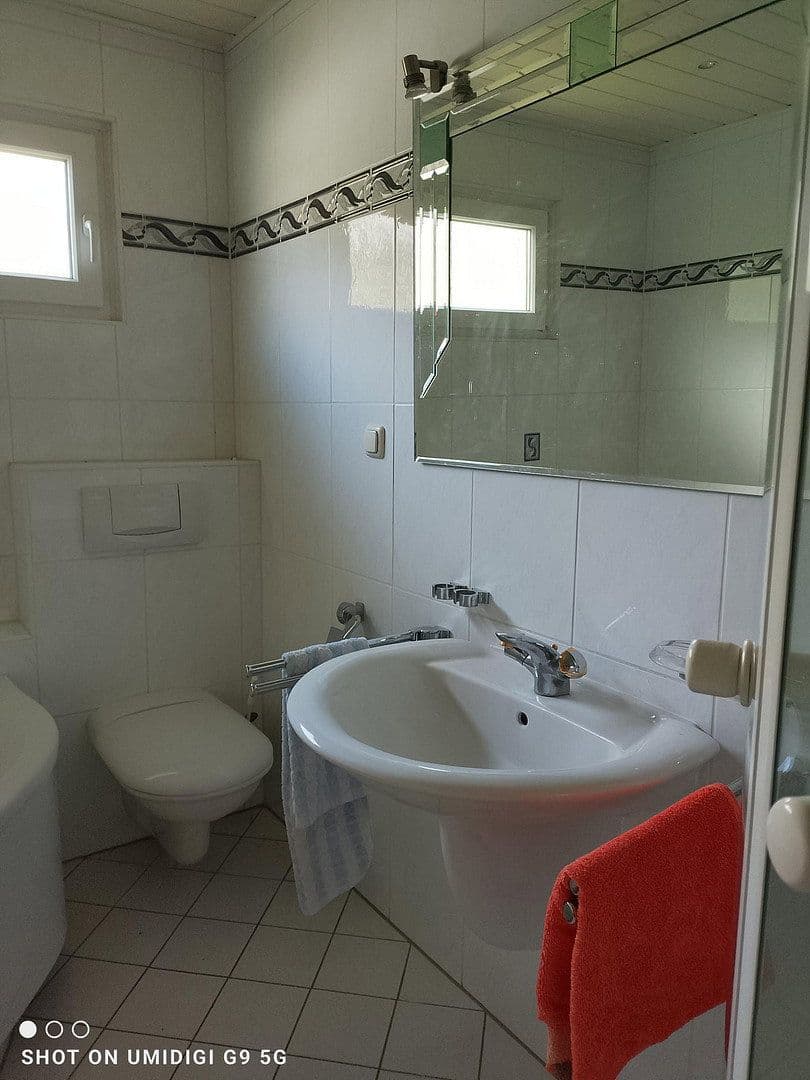 Prodej domu 124 m², pozemek 667 m², Neunkirchen-Seelscheid, Severní Porýní-Vestfálsko Prodej domu 124 m², pozemek 667 m², Neunkirchen-Seelscheid, Severní Porýní-Vestfálsko