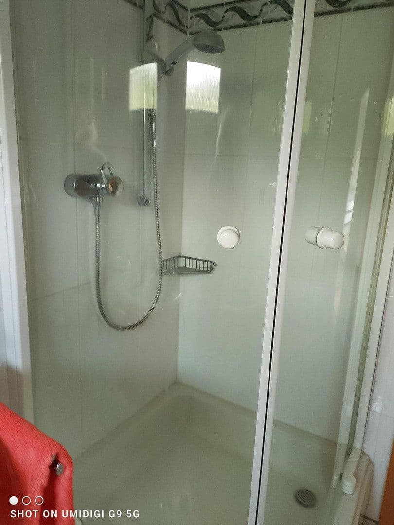 Prodej domu 124 m², pozemek 667 m², Neunkirchen-Seelscheid, Severní Porýní-Vestfálsko Prodej domu 124 m², pozemek 667 m², Neunkirchen-Seelscheid, Severní Porýní-Vestfálsko