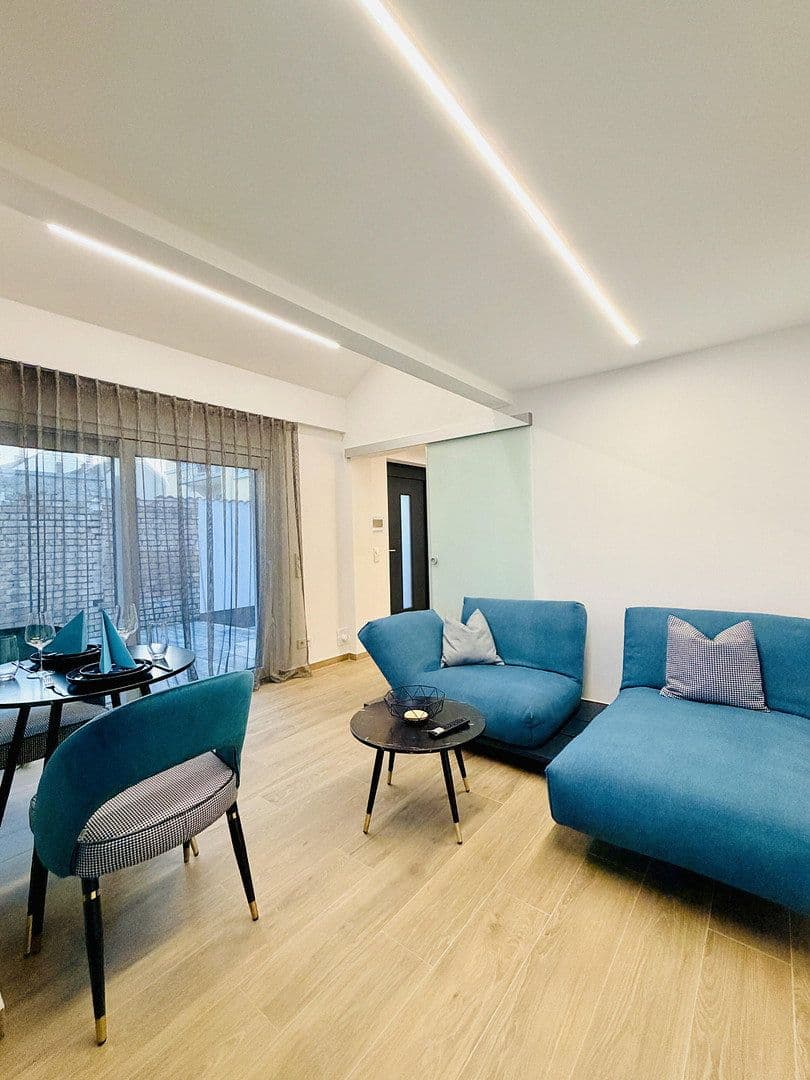 Pronájem bytu 2+1 33 m², Karlsruhe, Bádensko-Württembersko Pronájem bytu 2+1 33 m², Karlsruhe, Bádensko-Württembersko