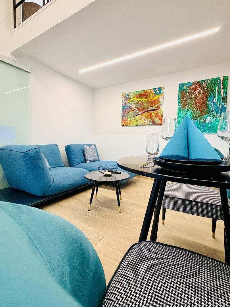 Pronájem bytu 2+1 33 m², Karlsruhe, Bádensko-Württembersko Pronájem bytu 2+1 33 m², Karlsruhe, Bádensko-Württembersko