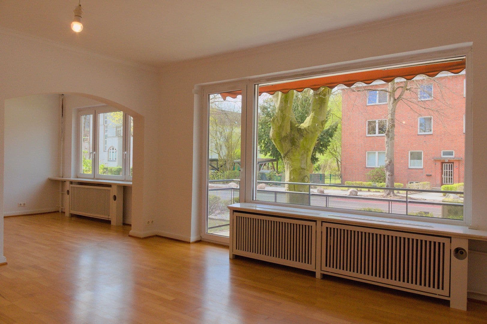 Prodej bytu 3+1 79 m², Hamburg, Hamburg Prodej bytu 3+1 79 m², Hamburg, Hamburg