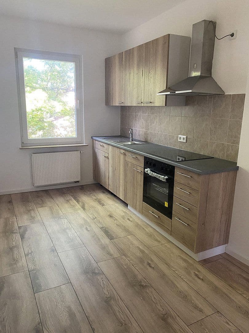 Pronájem bytu 2+1 58 m², Spenglerstraße 3, Nürnberg, Bavorsko Pronájem bytu 2+1 58 m², Spenglerstraße 3, Nürnberg, Bavorsko