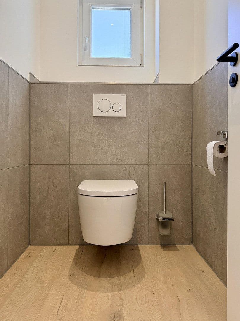 Pronájem bytu 4+1 134 m², Draisstr. 1, Karlsbad, Bádensko-Württembersko Pronájem bytu 4+1 134 m², Draisstr. 1, Karlsbad, Bádensko-Württembersko