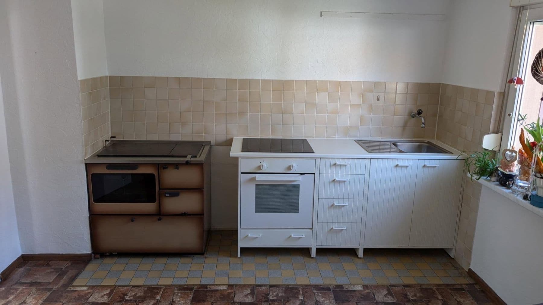 Prodej domu 95 m², pozemek 305 m², Teningen, Bádensko-Württembersko Prodej domu 95 m², pozemek 305 m², Teningen, Bádensko-Württembersko