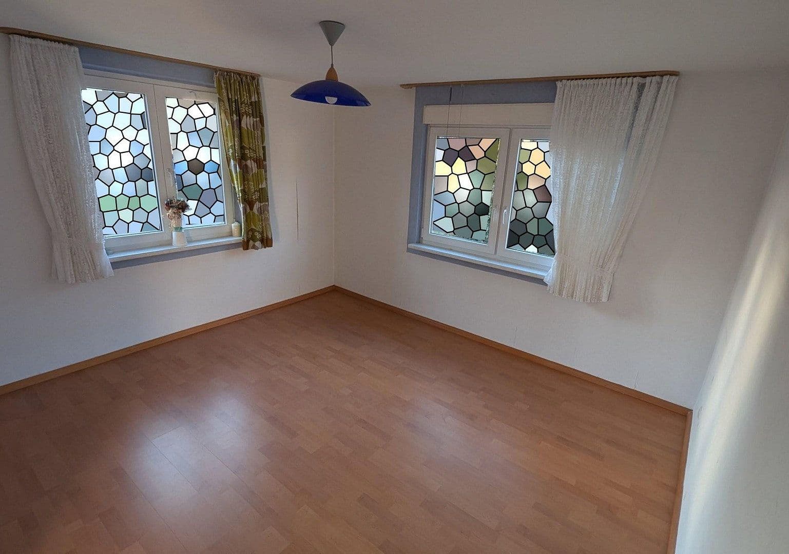 Prodej domu 95 m², pozemek 305 m², Teningen, Bádensko-Württembersko Prodej domu 95 m², pozemek 305 m², Teningen, Bádensko-Württembersko