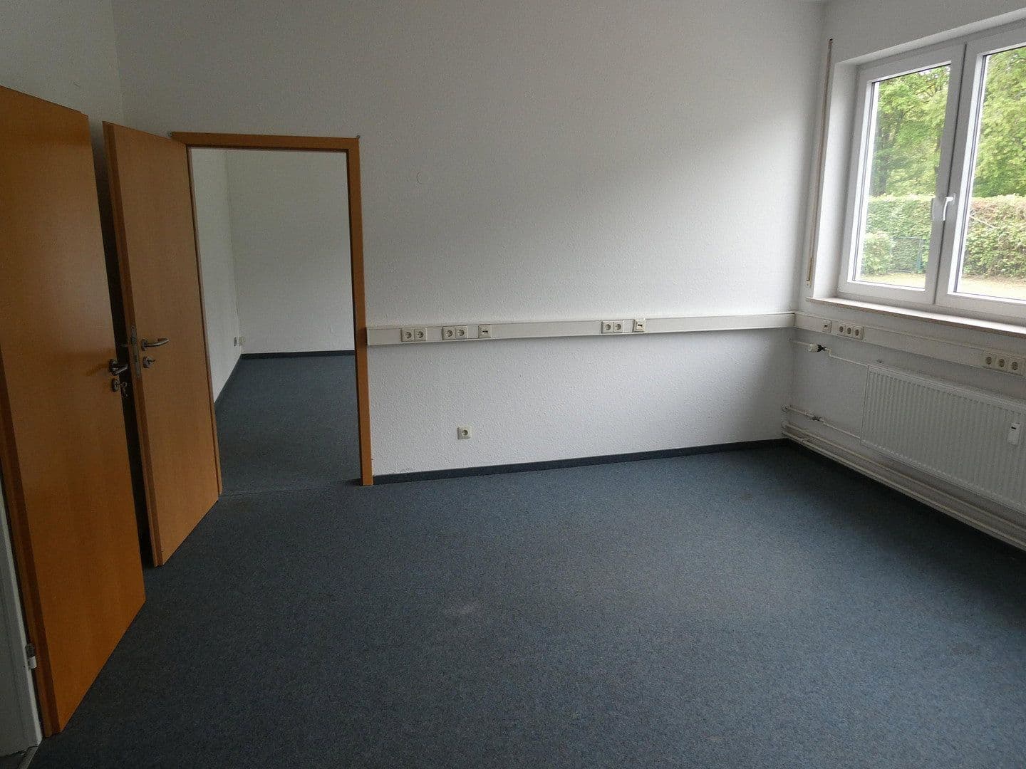 Prodej kanceláře 866 m², Ulm, Bádensko-Württembersko Prodej kanceláře 866 m², Ulm, Bádensko-Württembersko