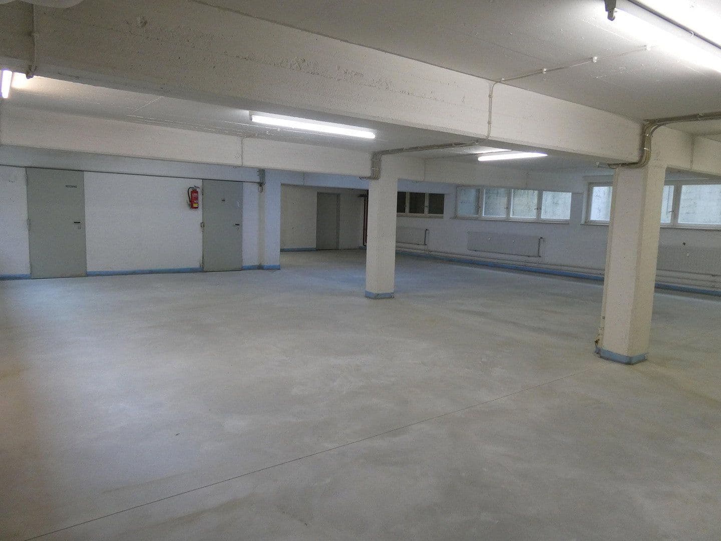 Prodej kanceláře 866 m², Ulm, Bádensko-Württembersko Prodej kanceláře 866 m², Ulm, Bádensko-Württembersko
