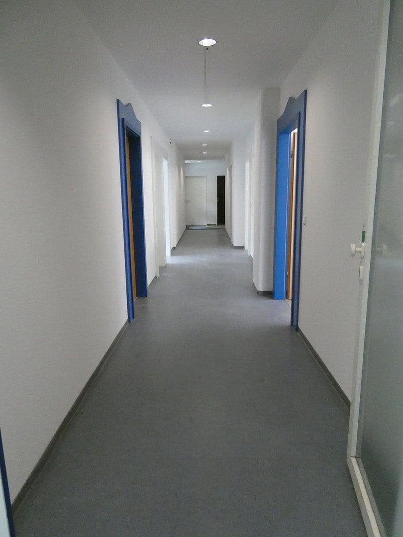 Prodej kanceláře 866 m², Ulm, Bádensko-Württembersko Prodej kanceláře 866 m², Ulm, Bádensko-Württembersko
