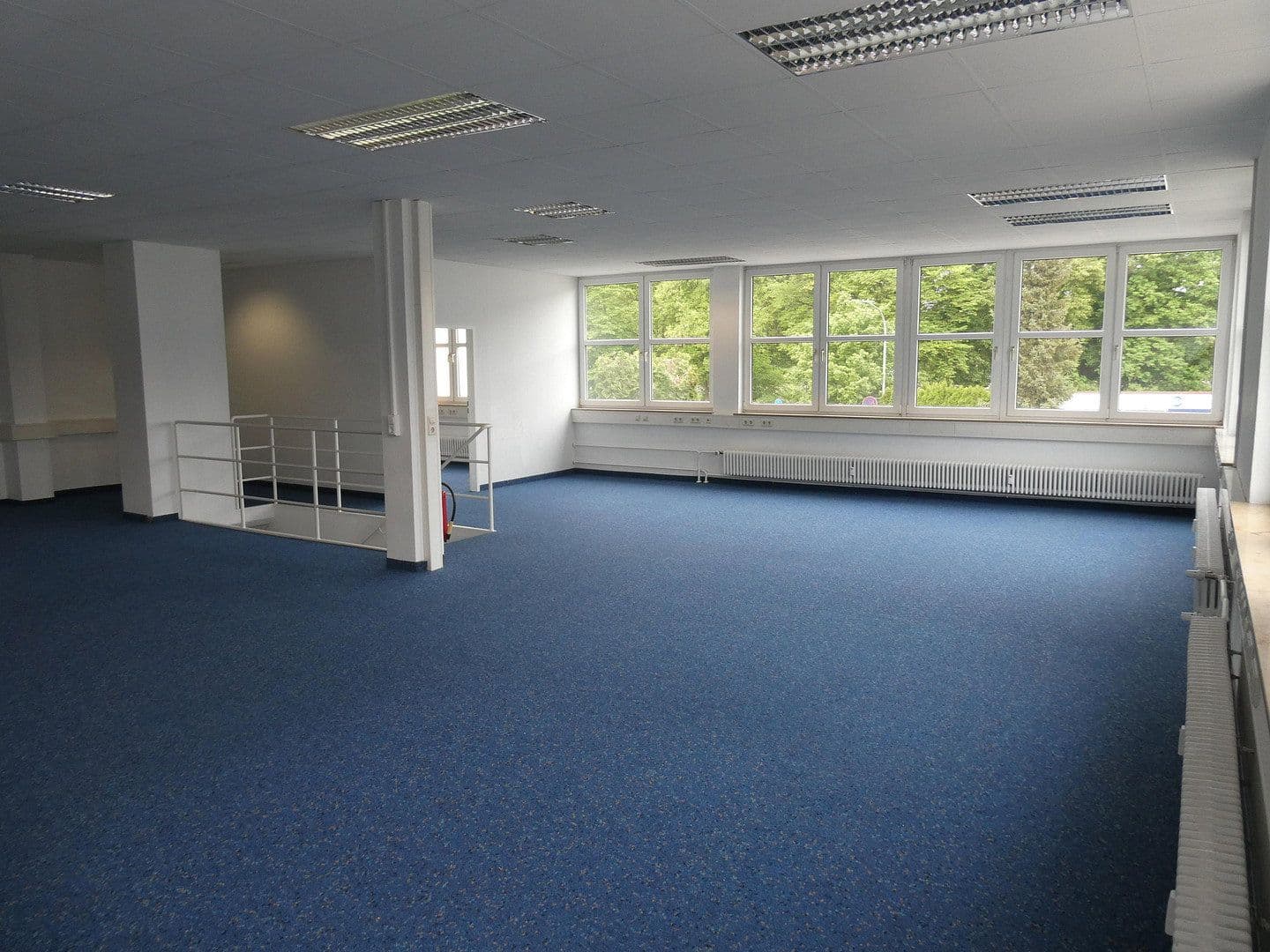 Prodej kanceláře 866 m², Ulm, Bádensko-Württembersko Prodej kanceláře 866 m², Ulm, Bádensko-Württembersko