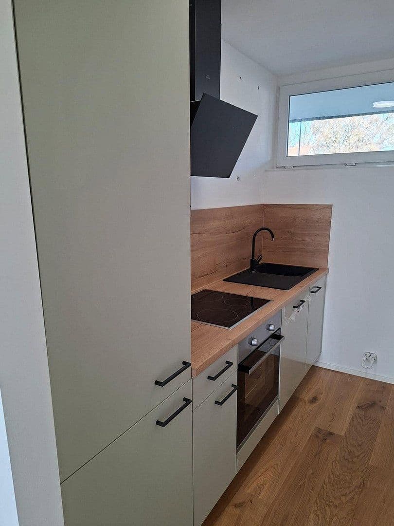 Prodej bytu 1+1 38 m², Dechsendorfer Straße 2, Erlangen, Bavorsko Prodej bytu 1+1 38 m², Dechsendorfer Straße 2, Erlangen, Bavorsko