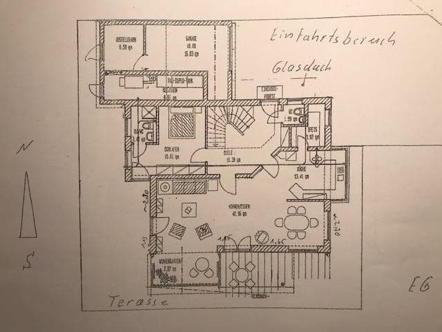 Prodej domu 180 m², pozemek 698 m², Schernfeld, Bavorsko Prodej domu 180 m², pozemek 698 m², Schernfeld, Bavorsko