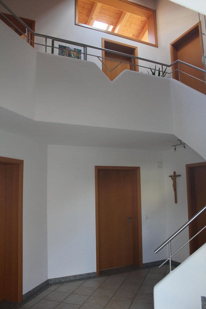 Prodej domu 180 m², pozemek 698 m², Schernfeld, Bavorsko Prodej domu 180 m², pozemek 698 m², Schernfeld, Bavorsko