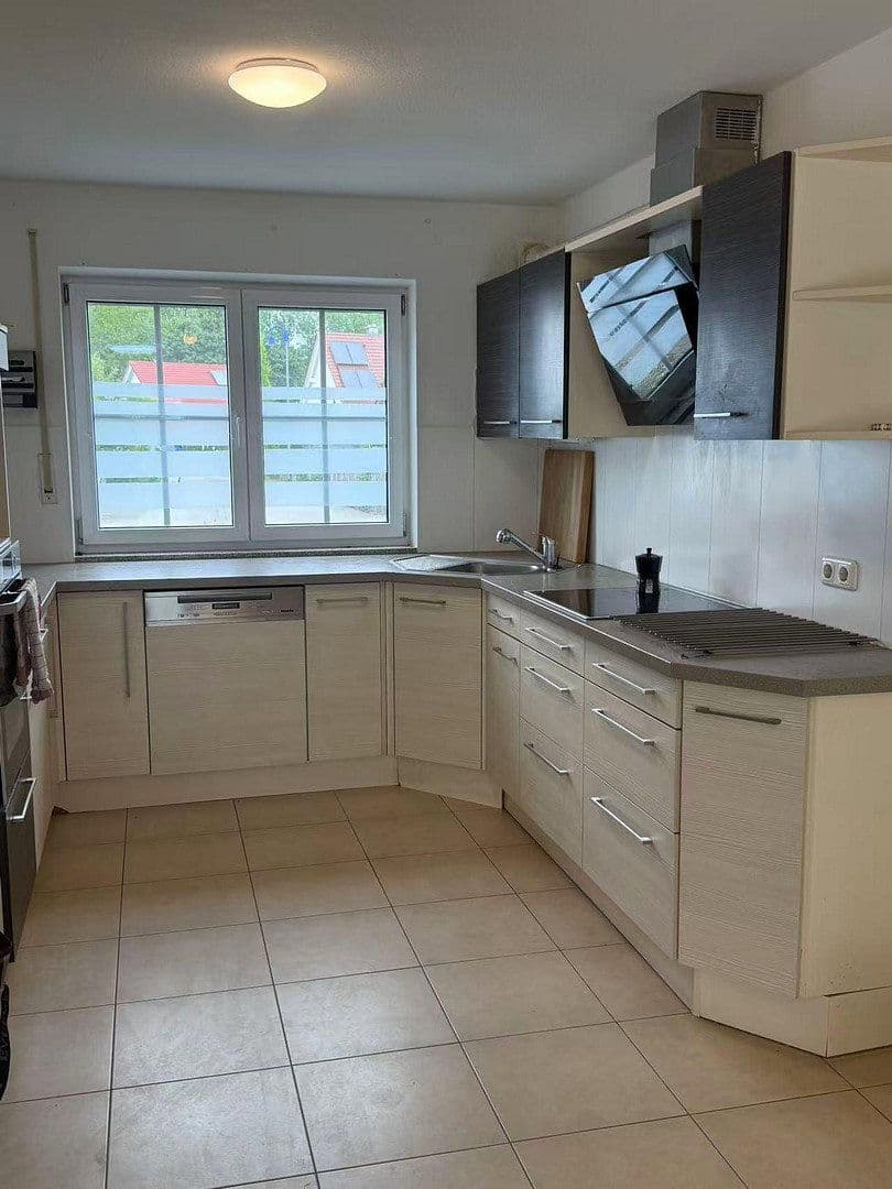 Prodej domu 140 m², pozemek 330 m², Buchloe, Bavorsko Prodej domu 140 m², pozemek 330 m², Buchloe, Bavorsko