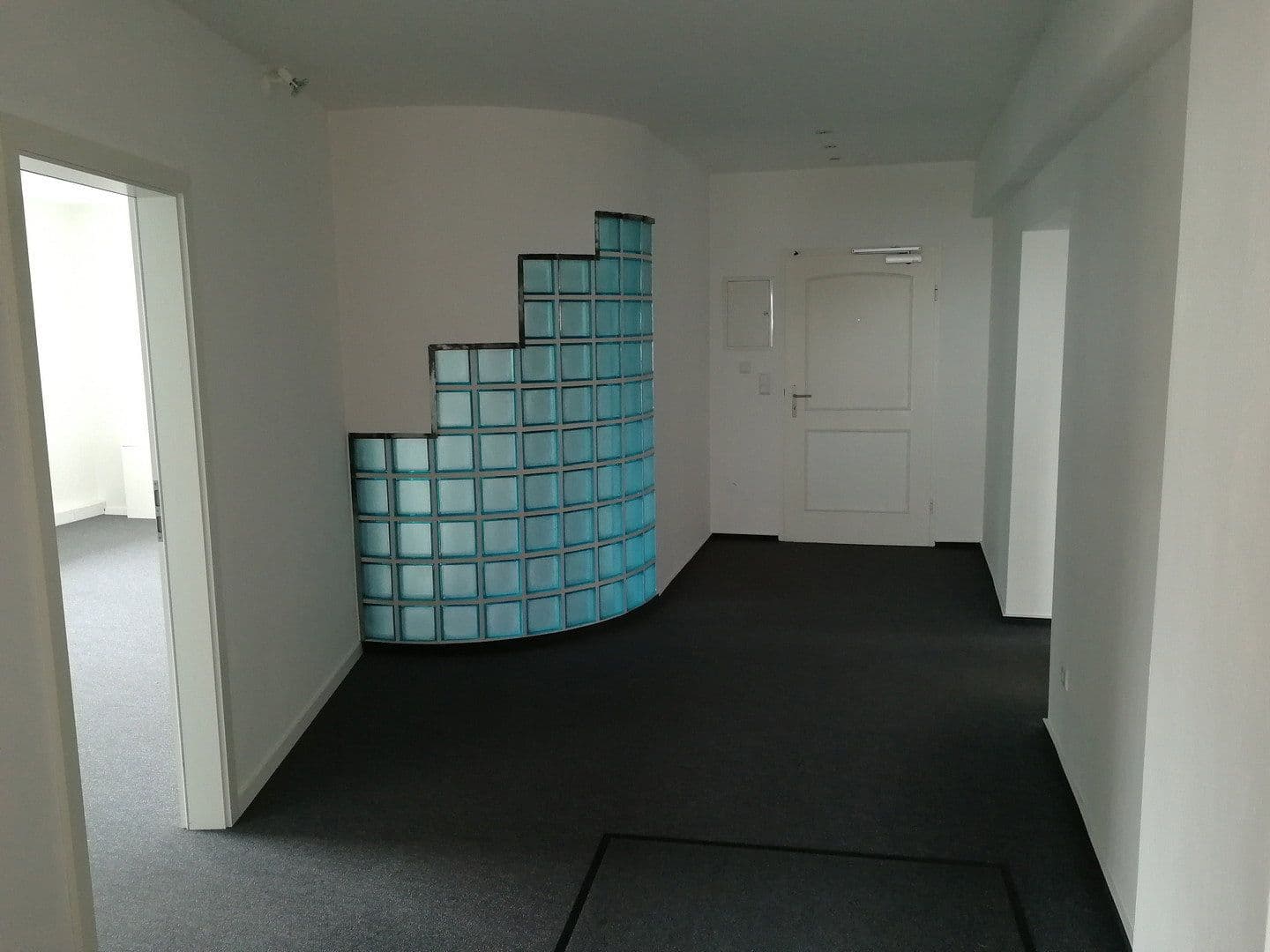 Pronájem kanceláře 170 m², Landau, Porýní-Falc Pronájem kanceláře 170 m², Landau, Porýní-Falc
