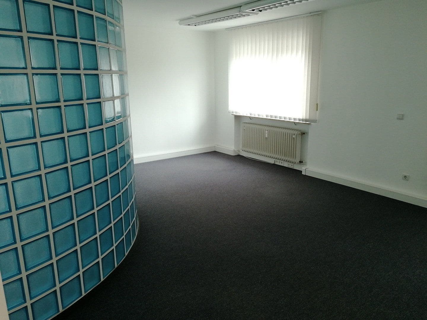 Pronájem kanceláře 170 m², Landau, Porýní-Falc Pronájem kanceláře 170 m², Landau, Porýní-Falc