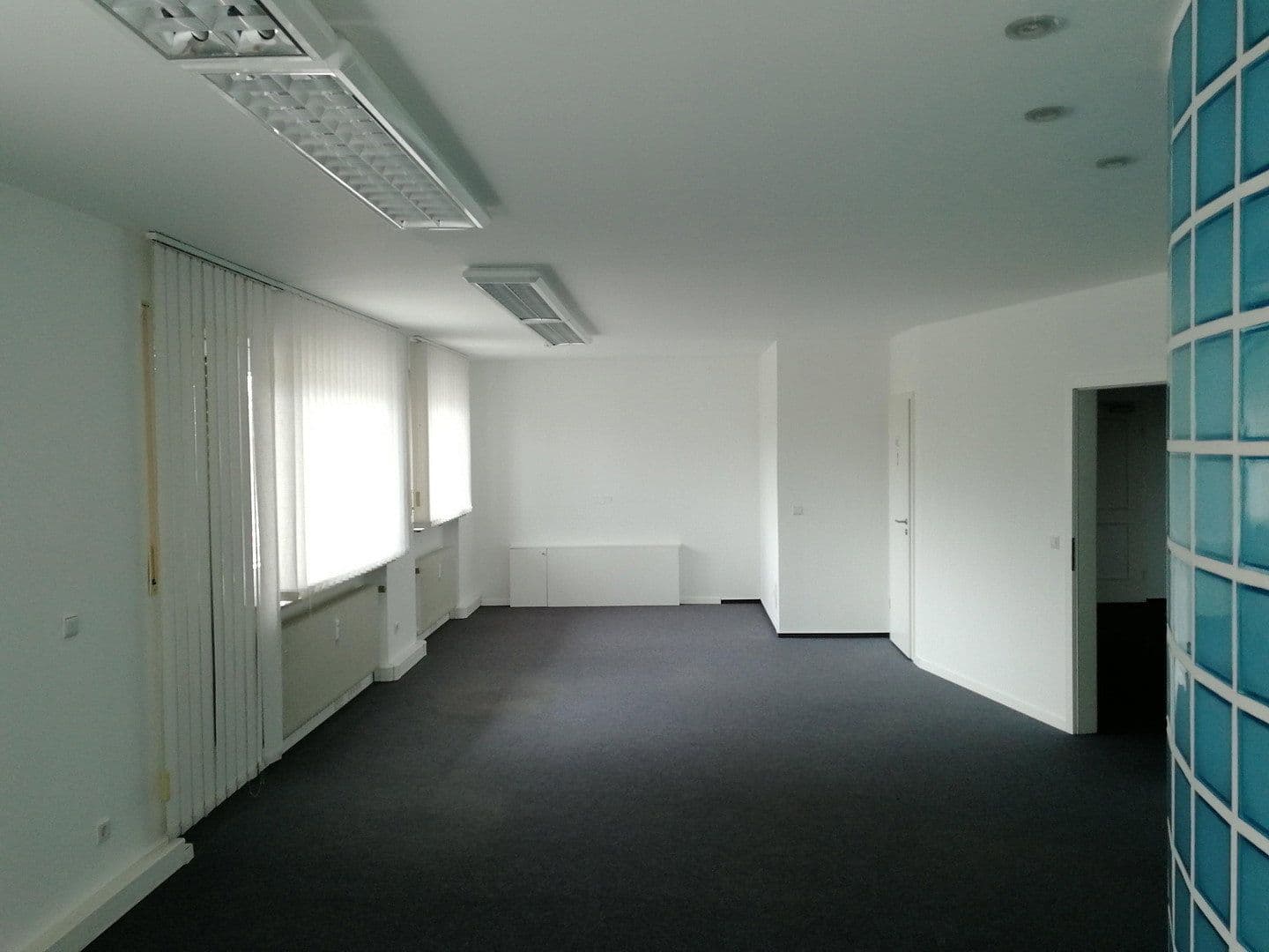 Pronájem kanceláře 170 m², Landau, Porýní-Falc Pronájem kanceláře 170 m², Landau, Porýní-Falc