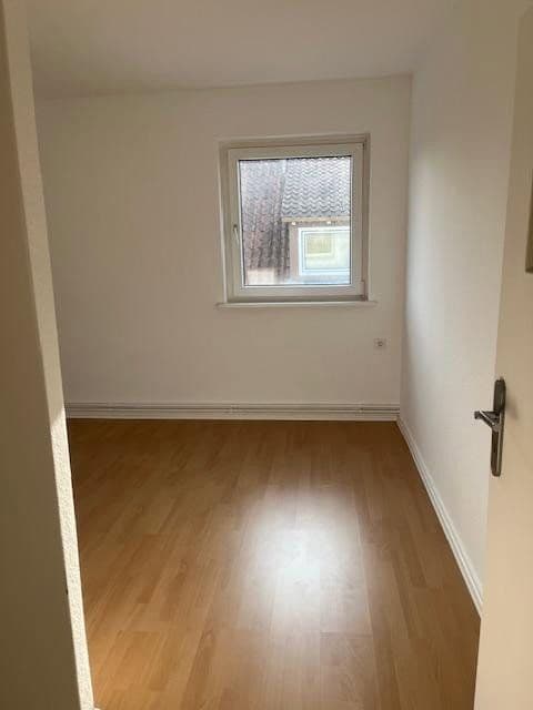 Pronájem bytu 3+1 81 m², Nibourstaße 9, Hameln, Dolní Sasko Pronájem bytu 3+1 81 m², Nibourstaße 9, Hameln, Dolní Sasko