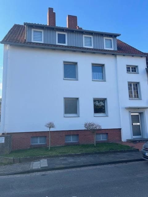 Pronájem bytu 3+1 81 m², Nibourstaße 9, Hameln, Dolní Sasko Pronájem bytu 3+1 81 m², Nibourstaße 9, Hameln, Dolní Sasko