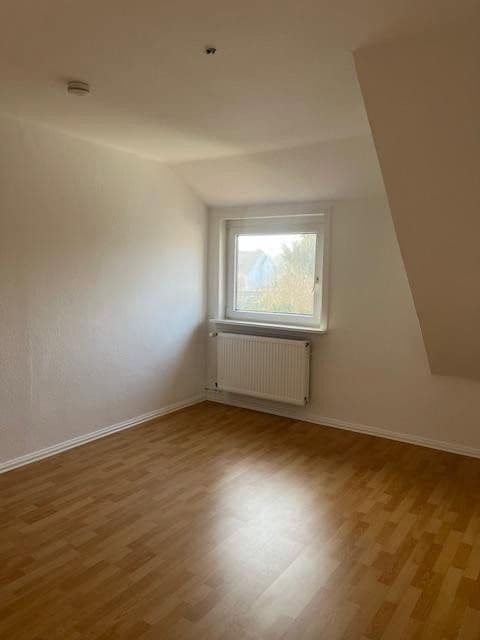 Pronájem bytu 3+1 81 m², Nibourstaße 9, Hameln, Dolní Sasko Pronájem bytu 3+1 81 m², Nibourstaße 9, Hameln, Dolní Sasko