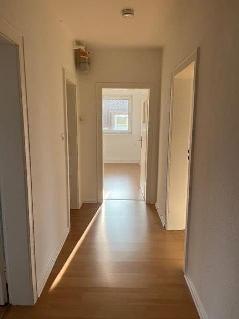 Pronájem bytu 3+1 81 m², Nibourstaße 9, Hameln, Dolní Sasko Pronájem bytu 3+1 81 m², Nibourstaße 9, Hameln, Dolní Sasko