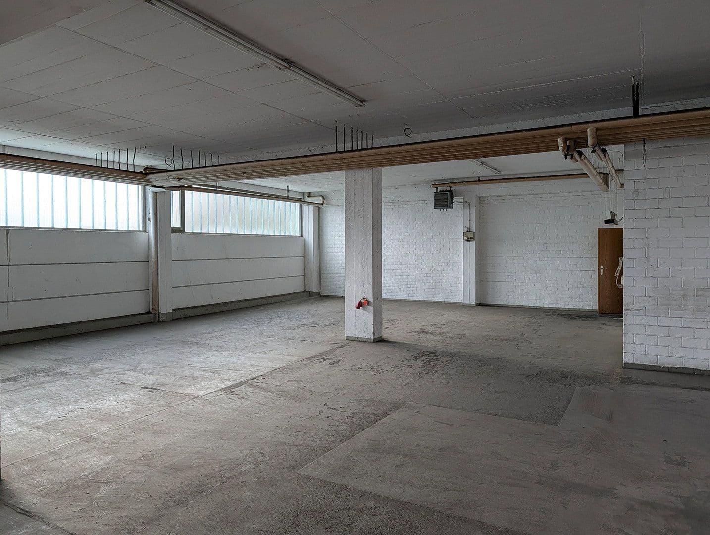 Pronájem nebytového prostoru 970 m², Winzerleite 4, Passau, Bavorsko Pronájem nebytového prostoru 970 m², Winzerleite 4, Passau, Bavorsko
