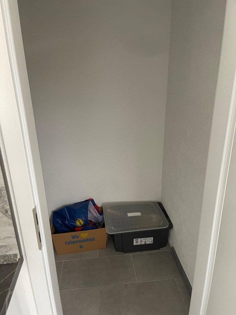 Prodej bytu 6+1 141 m², Herxheimweyher, Porýní-Falc Prodej bytu 6+1 141 m², Herxheimweyher, Porýní-Falc