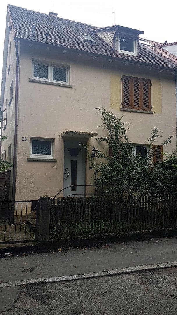 Prodej domu 148 m², pozemek 248 m², Heilbronn, Bádensko-Württembersko Prodej domu 148 m², pozemek 248 m², Heilbronn, Bádensko-Württembersko