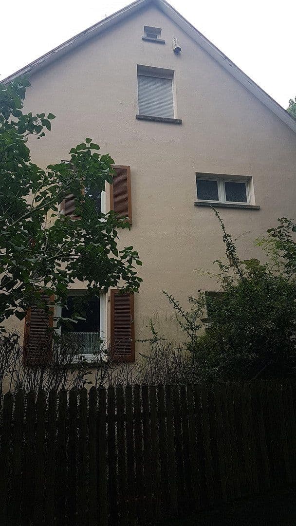 Prodej domu 148 m², pozemek 248 m², Heilbronn, Bádensko-Württembersko Prodej domu 148 m², pozemek 248 m², Heilbronn, Bádensko-Württembersko
