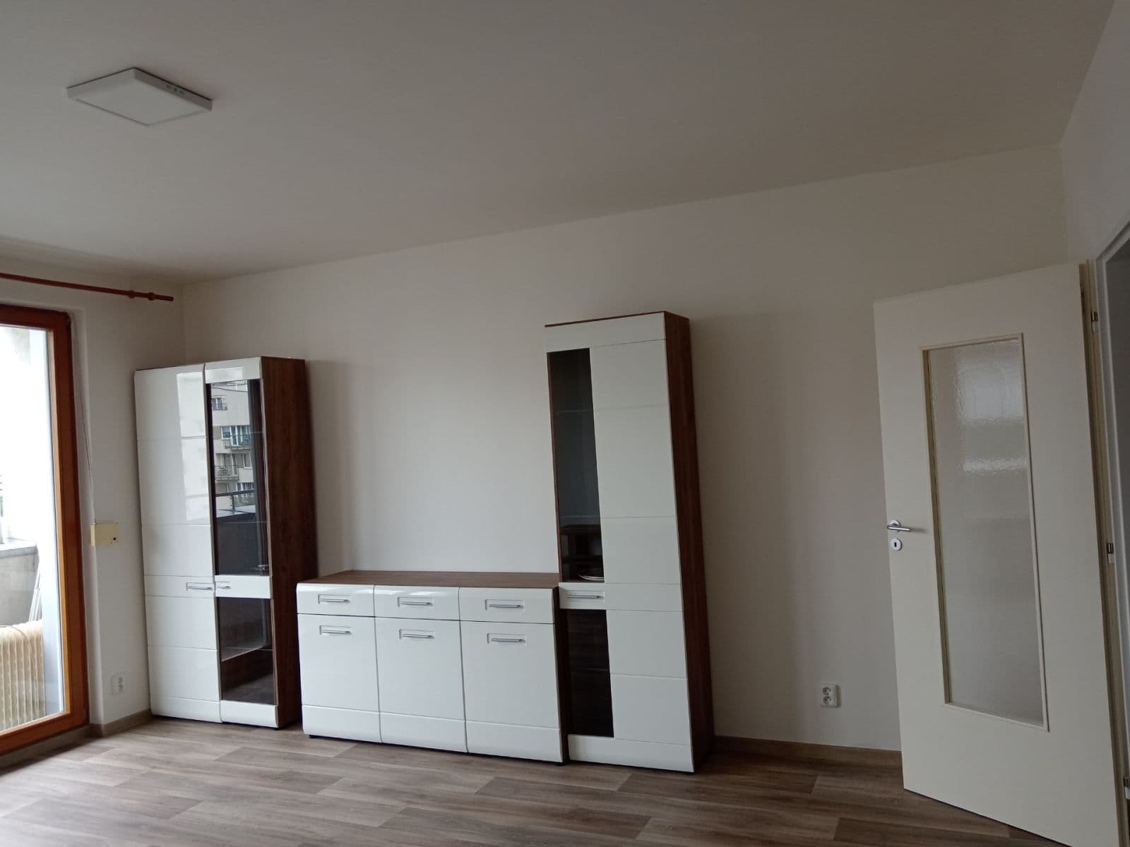 Pronájem bytu 1+kk 34 m², Sluneční náměstí, Praha, Praha Pronájem bytu 1+kk 34 m², Sluneční náměstí, Praha, Praha
