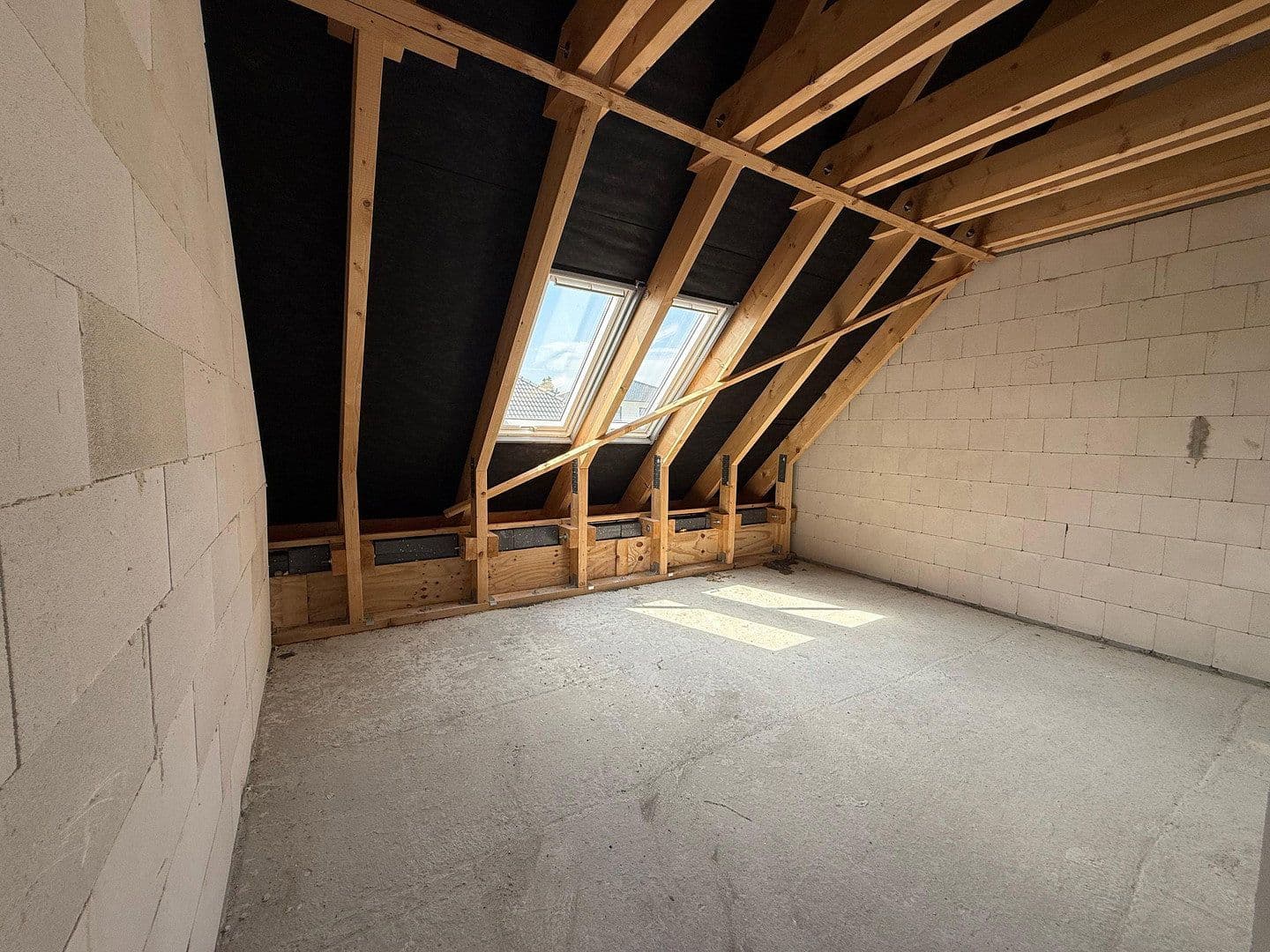 Prodej domu 281 m², pozemek 539 m², Ascheberg, Šlesvicko-Holštýnsko Prodej domu 281 m², pozemek 539 m², Ascheberg, Šlesvicko-Holštýnsko