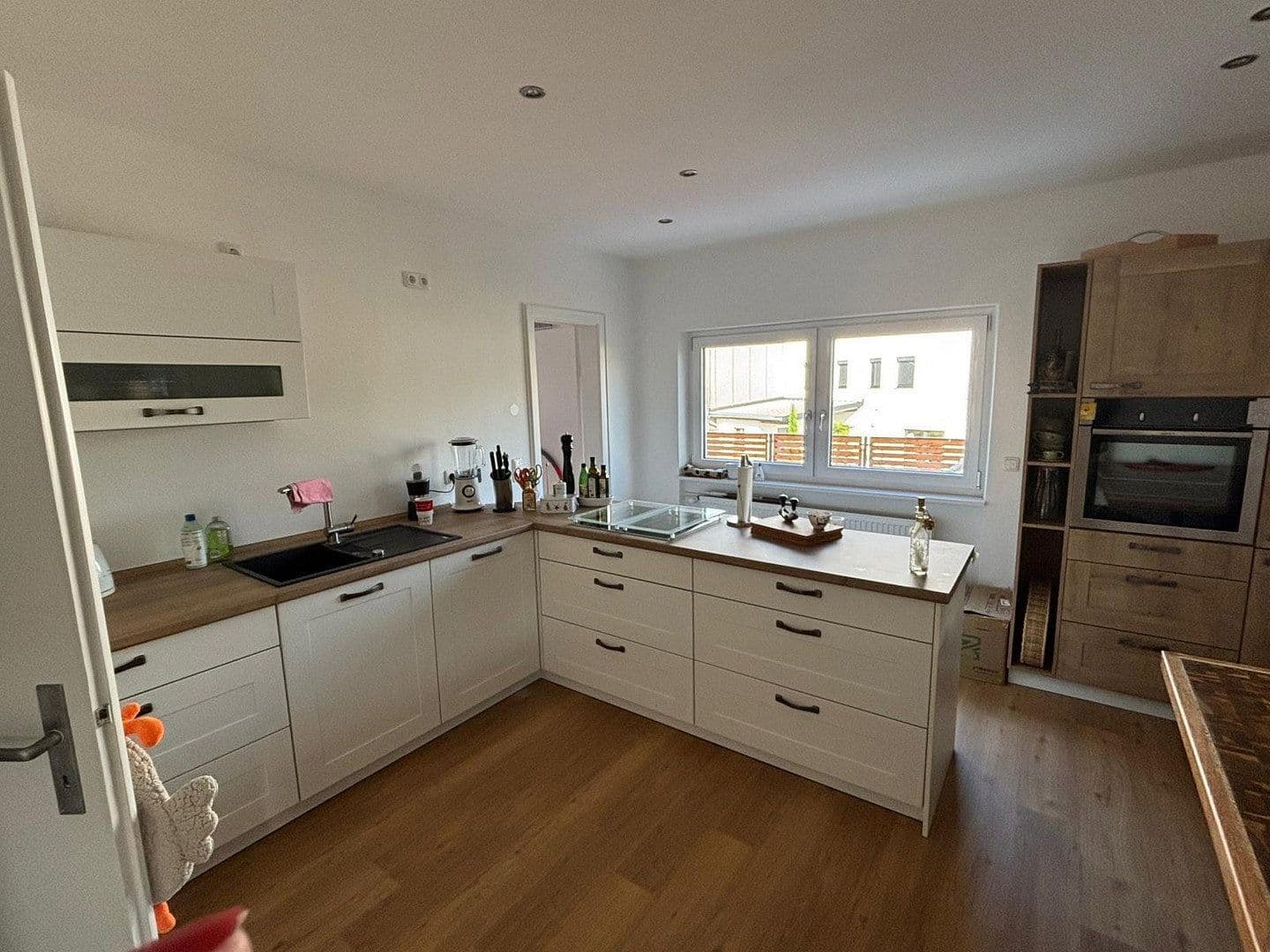 Pronájem bytu 3+kk 109 m², Innstraße 12a, Rott a. Inn, Bavorsko Pronájem bytu 3+kk 109 m², Innstraße 12a, Rott a. Inn, Bavorsko